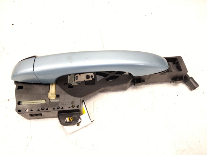Recambio de maneta exterior trasera derecha para renault grand scénic iv (r9_) 1.3 tce 140 referencia OEM IAM 806067663R  