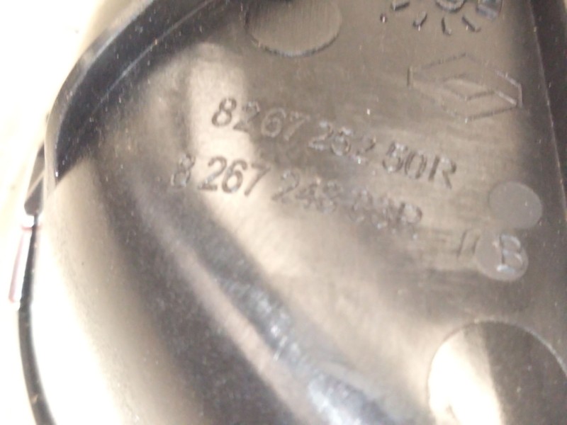 Recambio de maneta interior delantera derecha para renault grand scénic iv (r9_) 1.3 tce 140 referencia OEM IAM 826725250  