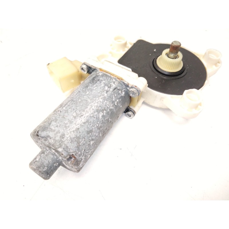 Recambio de motor elevalunas trasero derecho para mercedes-benz cls (c218) cls 350 cdi / d (218.323) referencia OEM IAM A2198200