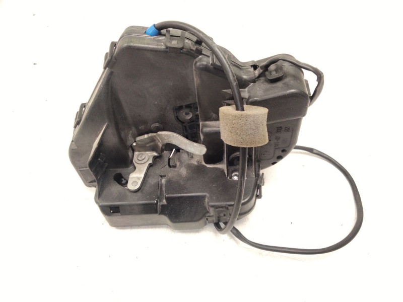 Recambio de cerradura puerta trasera derecha para mercedes-benz cls (c218) cls 350 cdi / d (218.323) referencia OEM IAM 00414211