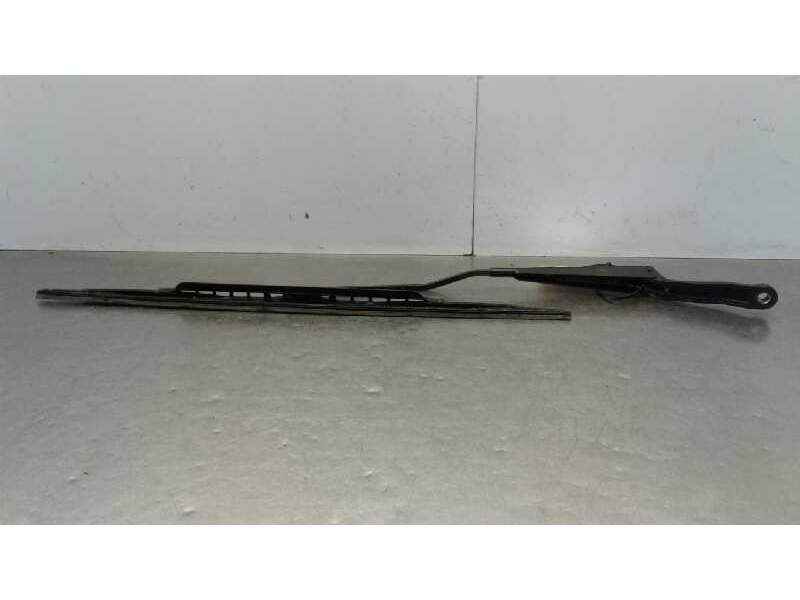 Recambio de brazo limpia delantero derecho para peugeot 206 berlina xt referencia OEM IAM 6429S0  
