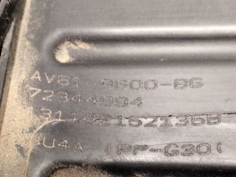 Recambio de caja filtro de aire para ford focus iii 1.0 ecoboost referencia OEM IAM AV619600  