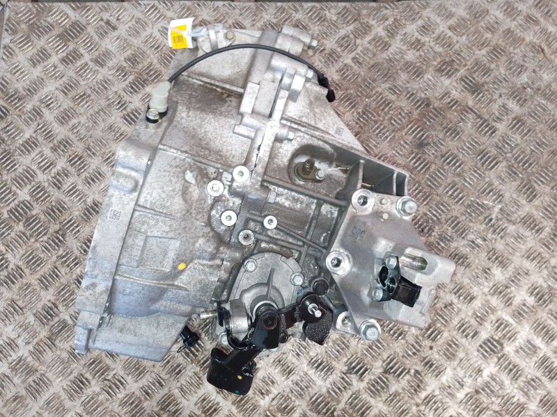 Recambio de caja cambios para kia ceed (cd) 1.6 crdi 136 referencia OEM IAM 4311532410  