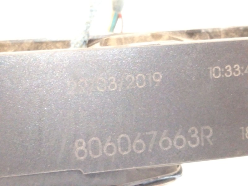 Recambio de maneta exterior delantera derecha para renault grand scénic iv (r9_) 1.3 tce 140 referencia OEM IAM 806067663R  