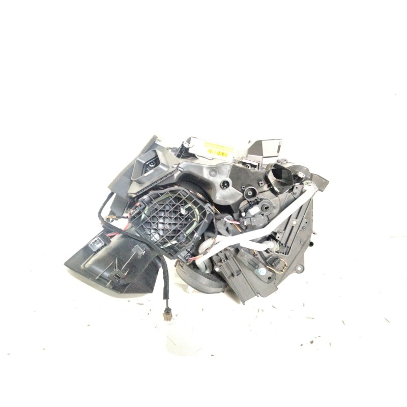 Recambio de calefaccion entera normal para renault grand scénic iv (r9_) 1.3 tce 140 referencia OEM IAM 272709700R  