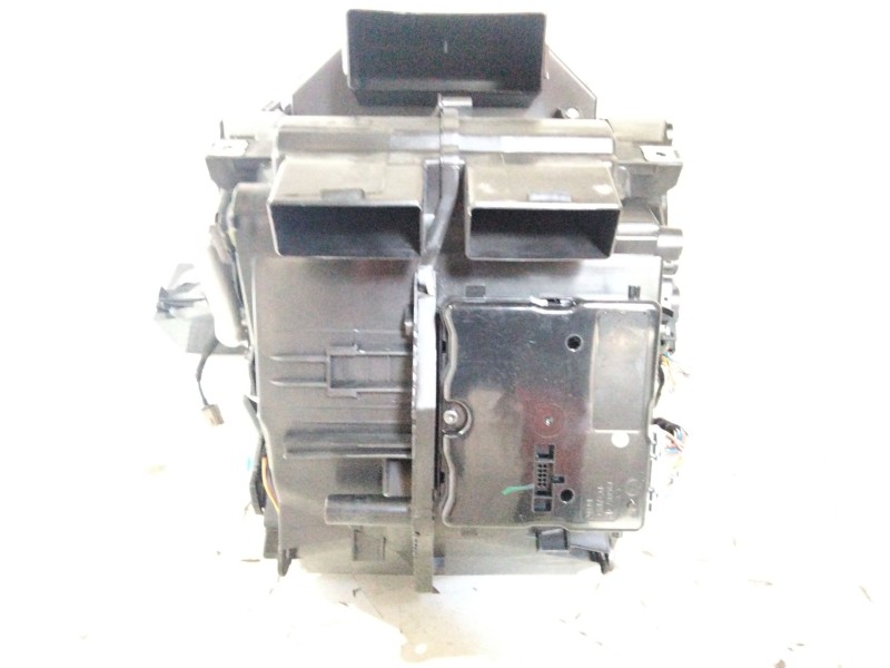 Recambio de calefaccion entera normal para renault grand scénic iv (r9_) 1.3 tce 140 referencia OEM IAM 272709700R  