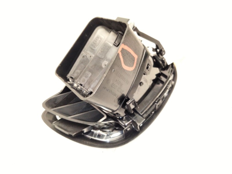 Recambio de aireador derecho para renault grand scénic iv (r9_) 1.3 tce 140 referencia OEM IAM 687605833R  