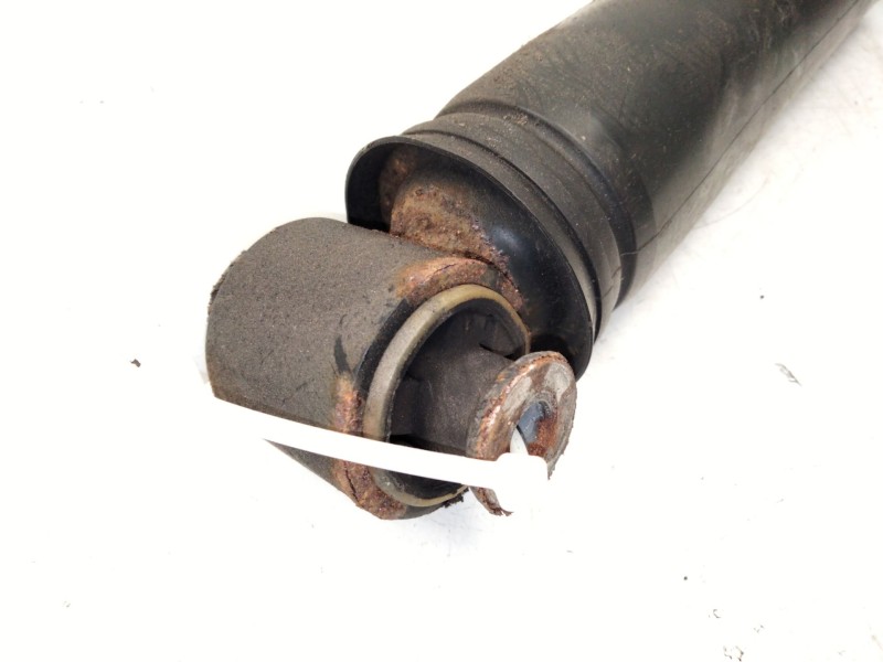 Recambio de amortiguador trasero izquierdo para renault grand scénic iv (r9_) 1.3 tce 140 referencia OEM IAM 1903141  