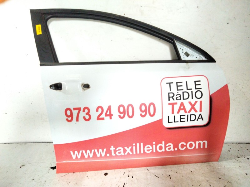 Recambio de puerta delantera derecha para kia ceed (cd) 1.6 crdi 136 referencia OEM IAM   