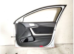 Recambio de puerta delantera derecha para kia ceed (cd) 1.6 crdi 136 referencia OEM IAM    2