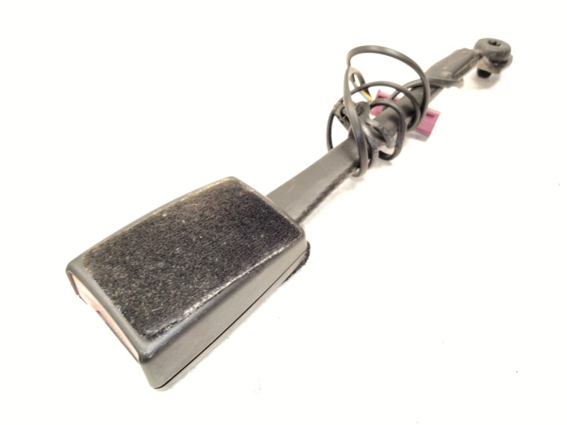 Recambio de enganche delantero izquierdo para ford focus iii 1.0 ecoboost referencia OEM IAM   