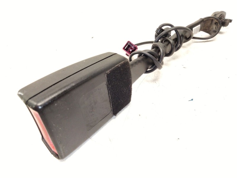 Recambio de enganche delantero derecho para ford focus iii 1.0 ecoboost referencia OEM IAM BM5161208  