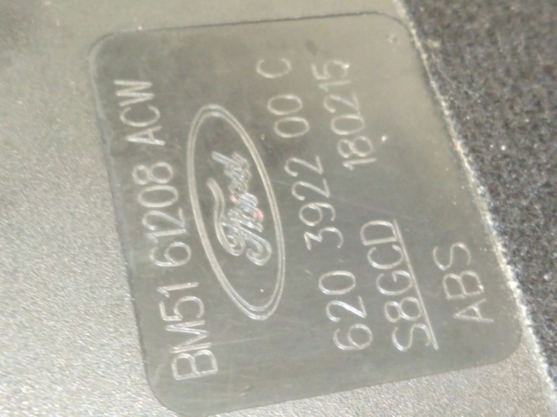 Recambio de enganche delantero derecho para ford focus iii 1.0 ecoboost referencia OEM IAM BM5161208  