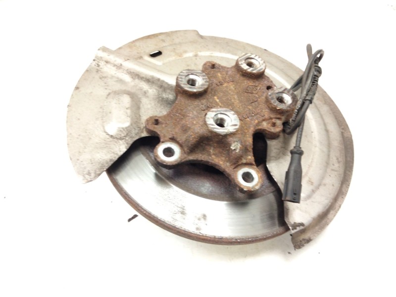 Recambio de buje trasero derecho para renault grand scénic iv (r9_) 1.3 tce 140 referencia OEM IAM   