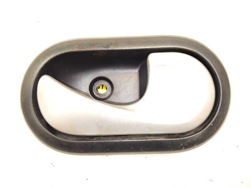 Recambio de maneta interior delantera derecha para dacia sandero 1.4 (bs0c, bs0a, bs0g, bs1f, bs0e) referencia OEM IAM 820073384