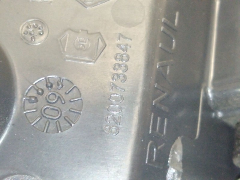 Recambio de maneta interior trasera derecha para dacia sandero 1.4 (bs0c, bs0a, bs0g, bs1f, bs0e) referencia OEM IAM 8200733847 