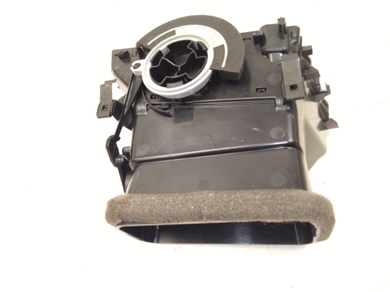 Recambio de aireador izquierdo para volkswagen tiguan (5n_) 2.0 tdi 4motion referencia OEM IAM 5NB819247  