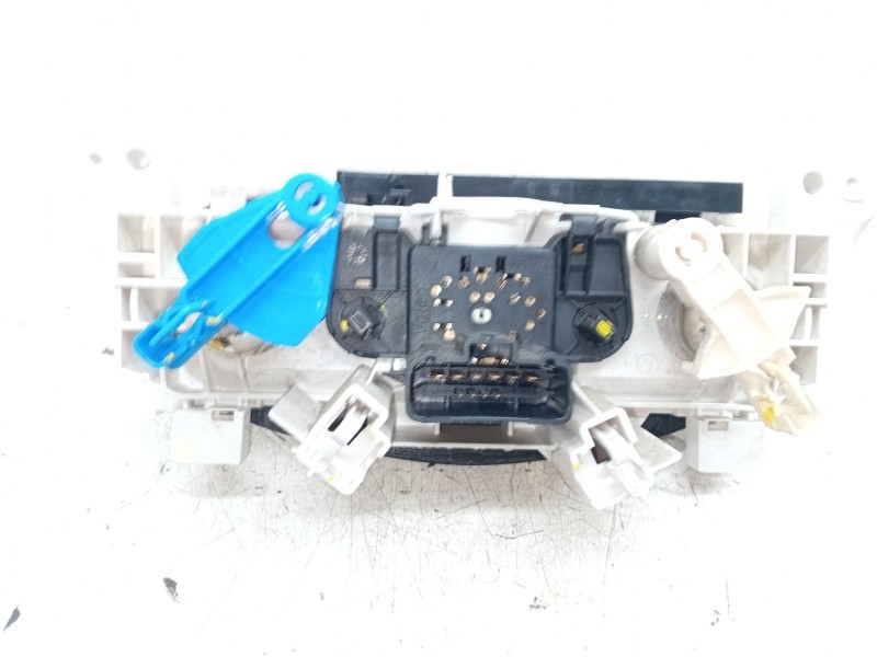 Recambio de mando calefaccion / aire acondicionado para dacia sandero 1.4 (bs0c, bs0a, bs0g, bs1f, bs0e) referencia OEM IAM N106