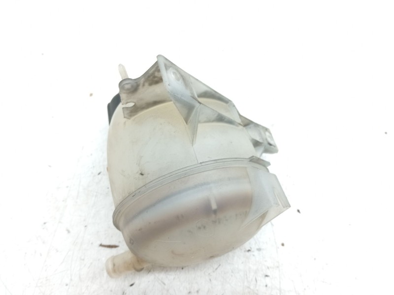 Recambio de deposito expansion para dacia sandero 1.4 (bs0c, bs0a, bs0g, bs1f, bs0e) referencia OEM IAM 8200766826  