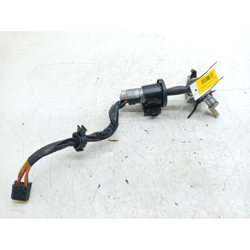 Recambio de conmutador de arranque para dacia sandero 1.4 (bs0c, bs0a, bs0g, bs1f, bs0e) referencia OEM IAM 8200826300B  