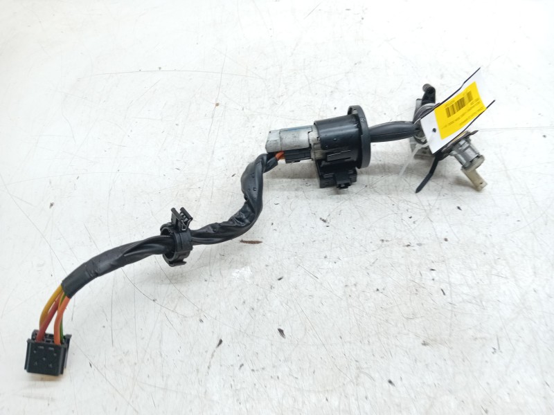 Recambio de conmutador de arranque para dacia sandero 1.4 (bs0c, bs0a, bs0g, bs1f, bs0e) referencia OEM IAM 8200826300B  