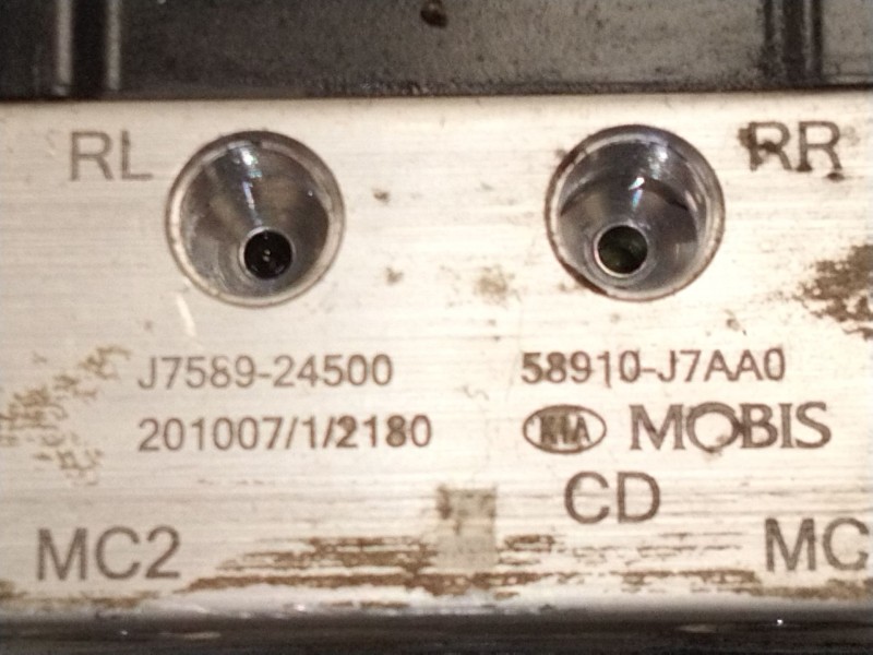 Recambio de abs para kia ceed (cd) 1.6 crdi 136 referencia OEM IAM 58910J7AA0  