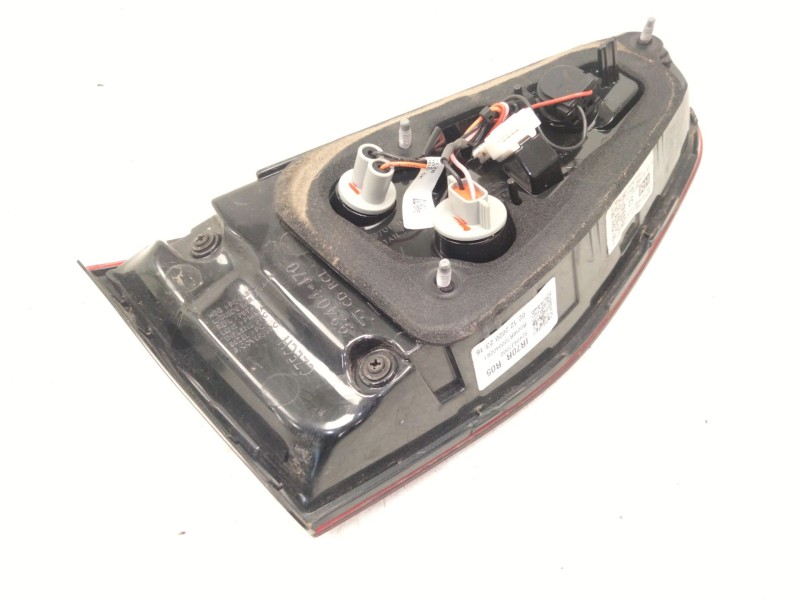 Recambio de piloto trasero derecho porton para kia ceed (cd) 1.6 crdi 136 referencia OEM IAM J792402200  