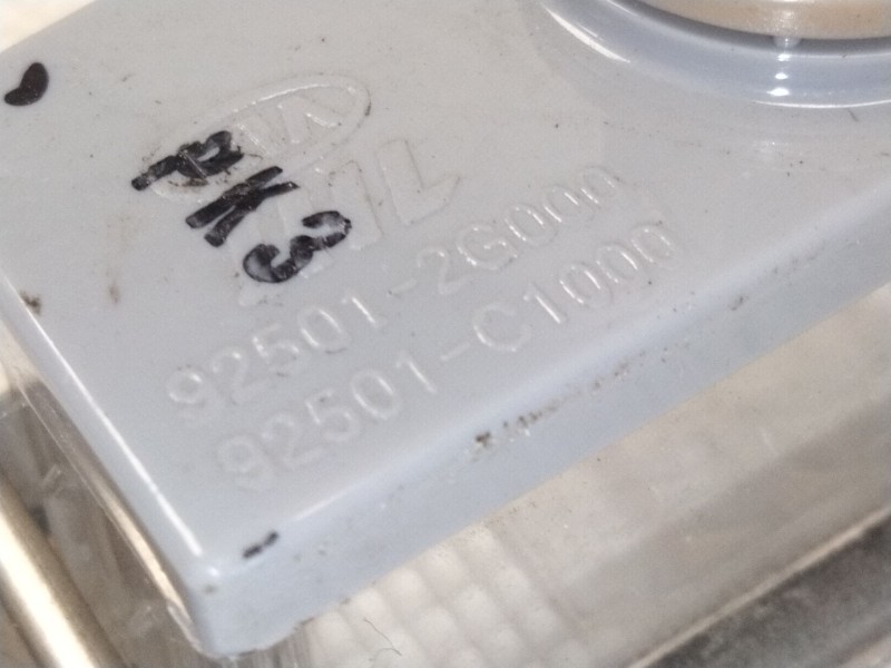 Recambio de piloto matricula para kia ceed (cd) 1.6 crdi 136 referencia OEM IAM 925012G000  