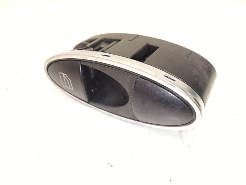 Recambio de mando elevalunas trasero izquierdo para mercedes-benz cls (c218) cls 350 cdi / d (218.323) referencia OEM IAM A21182