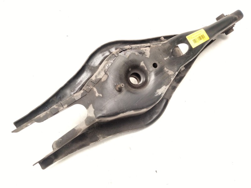 Recambio de brazo suspension inferior trasero derecho para kia ceed (cd) 1.6 crdi 136 referencia OEM IAM   