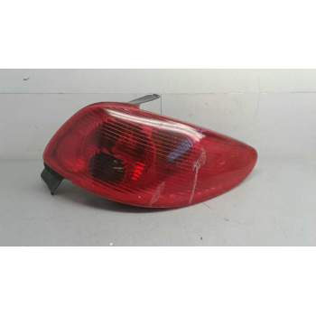 PILOTO TRASERO DERECHO 2563D 