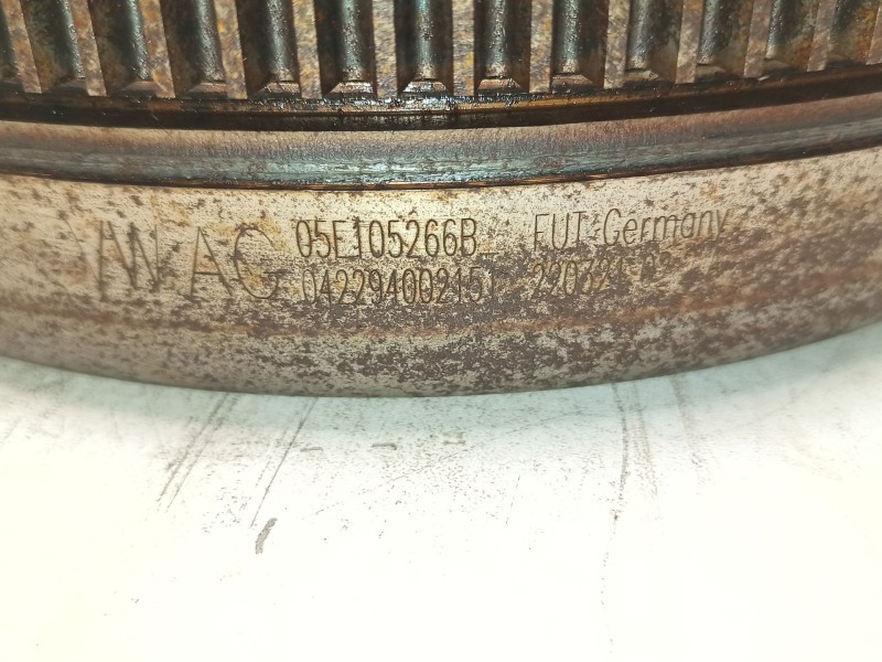 Recambio de volante motor para volkswagen golf viii lim. (cd1) referencia OEM IAM 05E105266B  