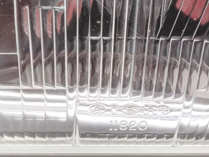Recambio de faro izquierdo para citroën c 25 caja cerrada referencia OEM IAM SIEM11820  