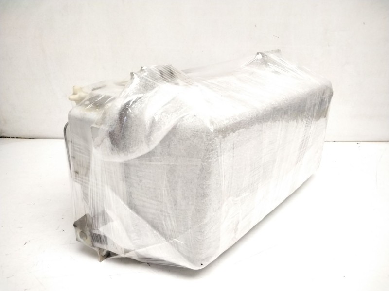 Recambio de faro derecho para mercedes-benz vario (tw2) bm 668 / 670 referencia OEM IAM 6708200661 1AH007774-02 