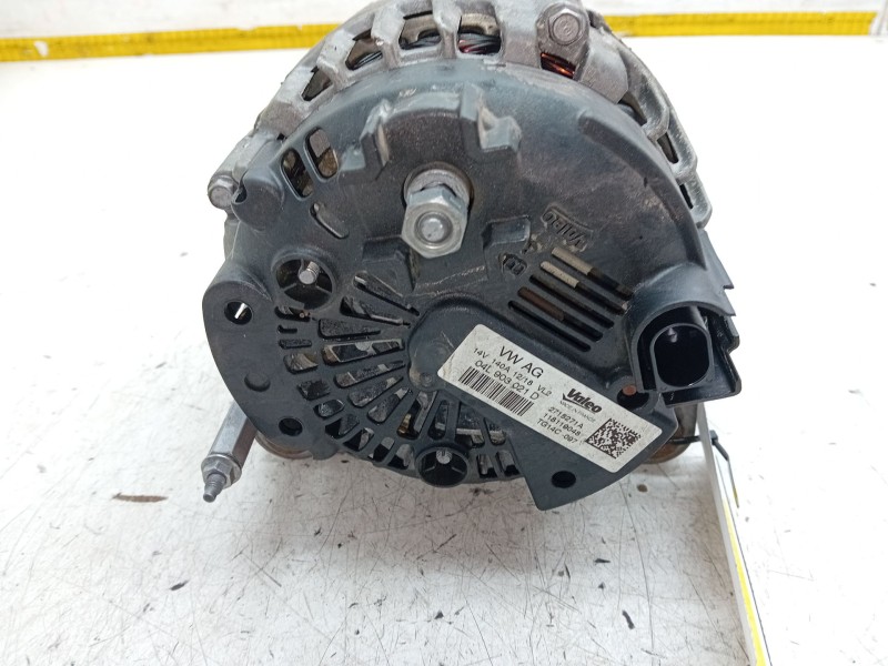 Recambio de alternador para skoda octavia iii combi (5e5, 5e6) 1.2 tsi referencia OEM IAM 04L903021D  