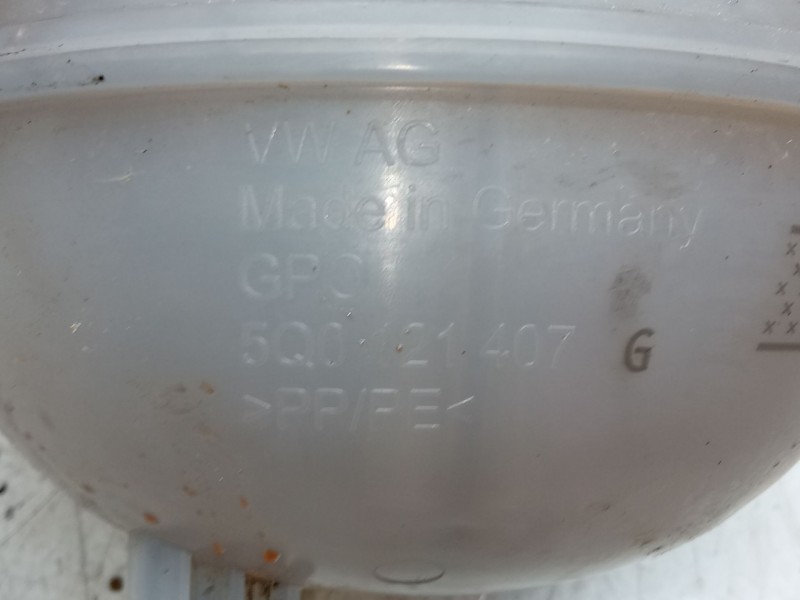 Recambio de deposito expansion para skoda octavia iii combi (5e5, 5e6) 1.2 tsi referencia OEM IAM 5Q0121407  