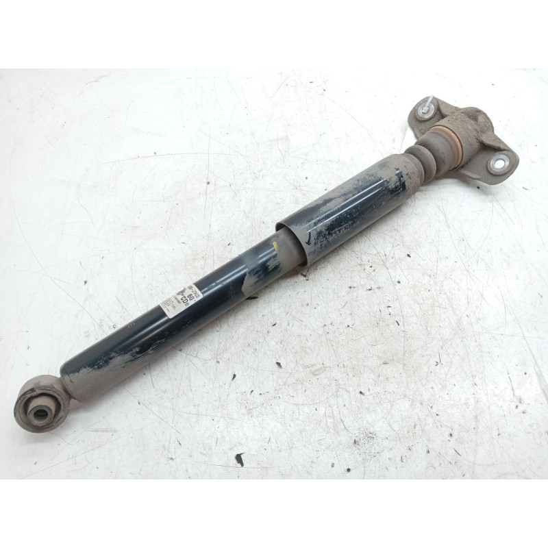 Recambio de amortiguador trasero derecho para kia ceed (cd) 1.6 crdi 136 referencia OEM IAM 55300J7AC0  