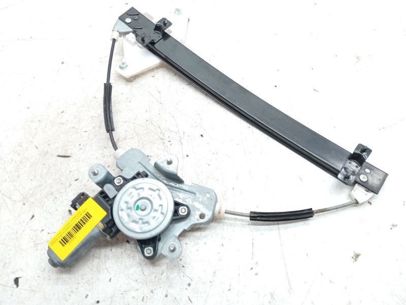 Recambio de elevalunas trasero derecho para ssangyong korando 2.0 td cat referencia OEM IAM 98840CZ101  