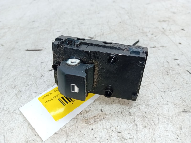 Recambio de mando elevalunas trasero izquierdo para kia ceed (cd) 1.6 crdi 136 referencia OEM IAM 40B5221500  