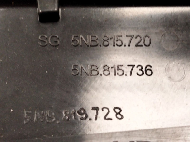 Recambio de aireador central para volkswagen tiguan (5n_) 2.0 tdi 4motion referencia OEM IAM 5NB815720  