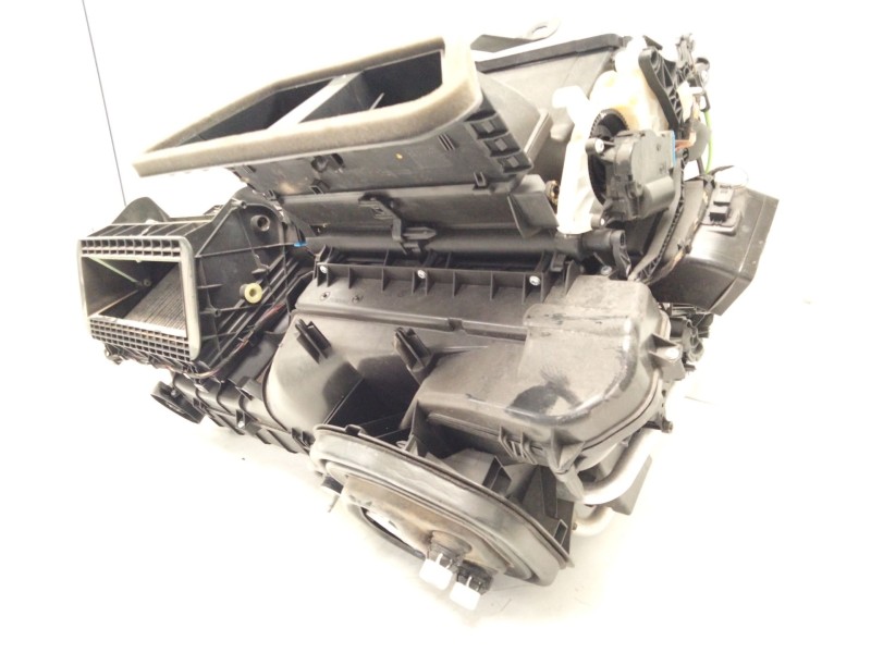 Recambio de calefaccion entera normal para volkswagen tiguan (5n_) 2.0 tdi 4motion referencia OEM IAM 5QH816005  
