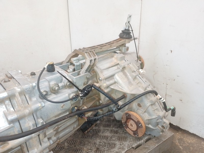 Recambio de caja cambios para ssangyong rexton w / rexton 2.0 xdi referencia OEM IAM Q150  