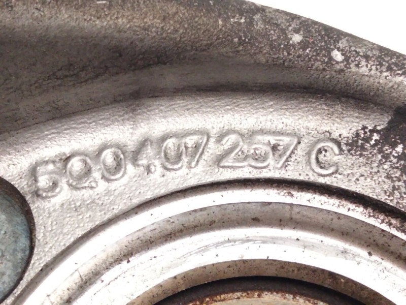 Recambio de mangueta delantera izquierda para skoda octavia iii combi (5e5, 5e6) 1.2 tsi referencia OEM IAM 5Q0407257  