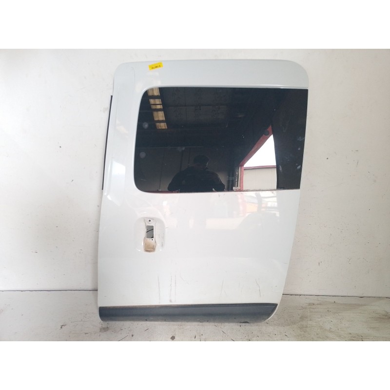 Recambio de puerta lateral corredera izquierda para dacia dokker monospace (ke_) 1.5 dci (keaj, keah) referencia OEM IAM   
