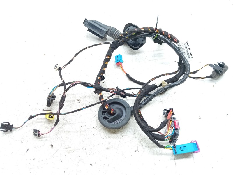 Recambio de instalacion electrica puerta delantera derecha para skoda octavia iii combi (5e5, 5e6) 1.2 tsi referencia OEM IAM 5E