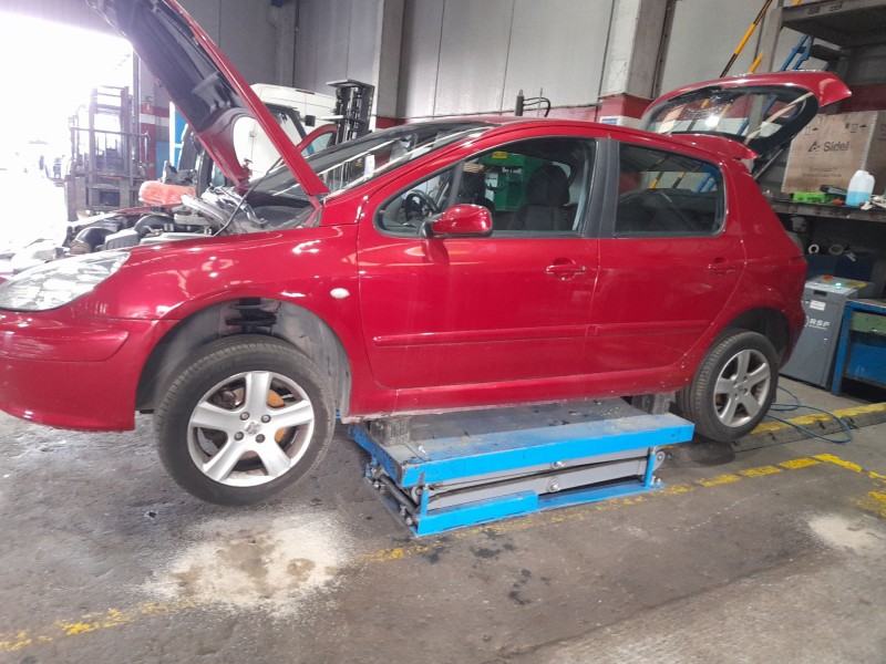 peugeot 307 (3a/c) del año 2004