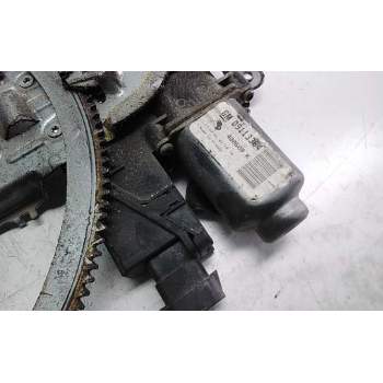 Recambio de elevalunas delantero derecho para opel corsa c comfort referencia OEM IAM 09113384  