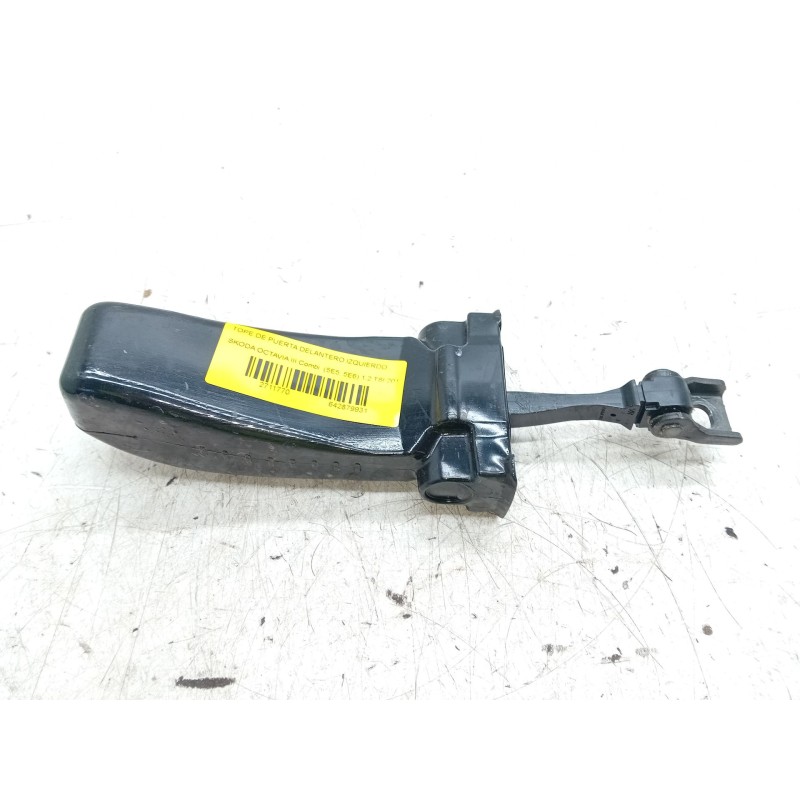 Recambio de tope de puerta delantero izquierdo para skoda octavia iii combi (5e5, 5e6) 1.2 tsi referencia OEM IAM 5E0837267A  