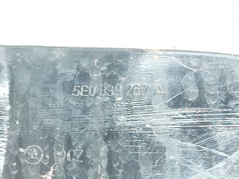 Recambio de tope de puerta trasero izquierdo para skoda octavia iii combi (5e5, 5e6) 1.2 tsi referencia OEM IAM 5E0839267A  