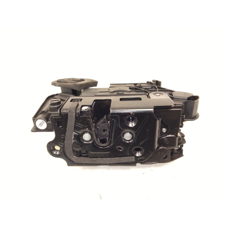 Recambio de cerradura puerta trasera izquierda para skoda octavia iii combi (5e5, 5e6) 1.2 tsi referencia OEM IAM   